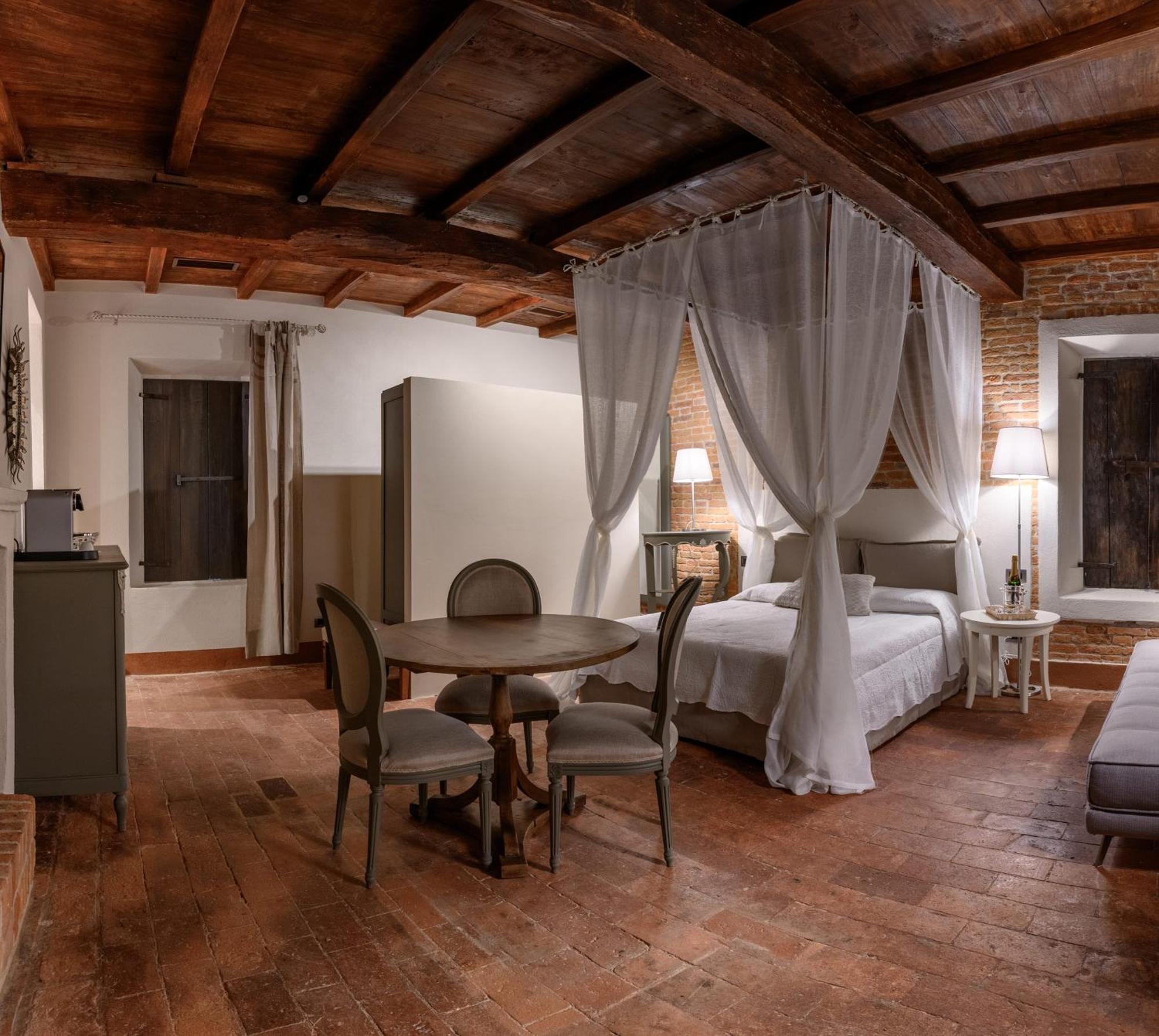 Castello Di Piovera Екстер'єр фото