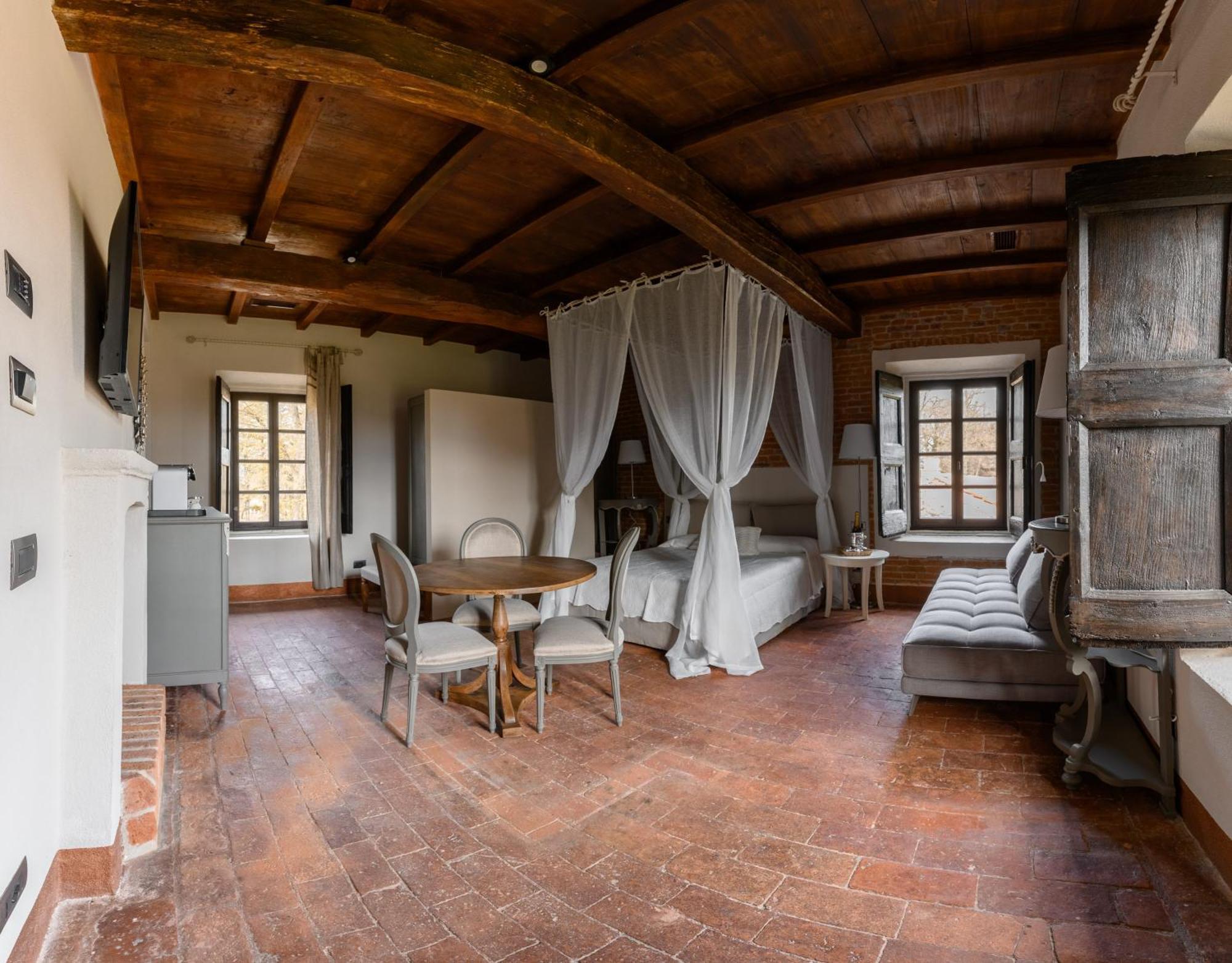 Castello Di Piovera Екстер'єр фото